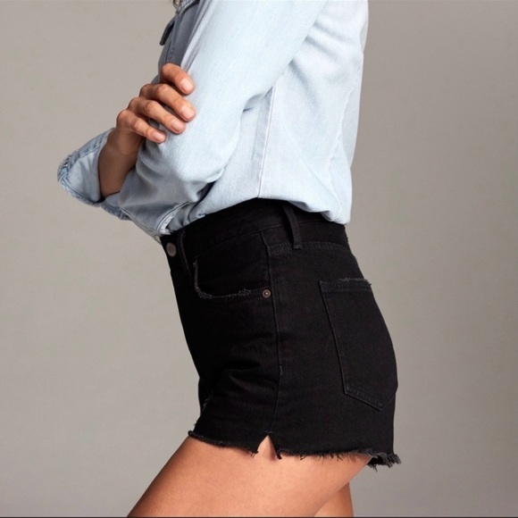 Aritzia Denim Forum The Yoko Short Black Size 27 Denim Casual - Picture 3 of 16